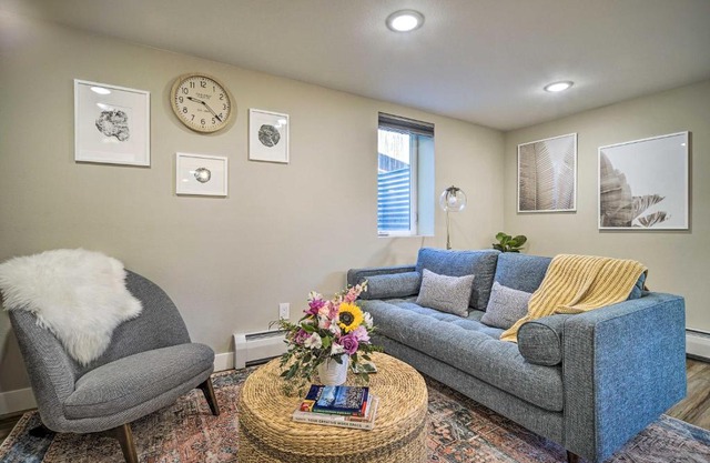Alluring Anchorage Apt - Walk to Coastal Trl!