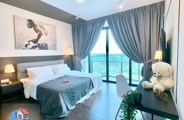 Almas Suites Puteri Harbour