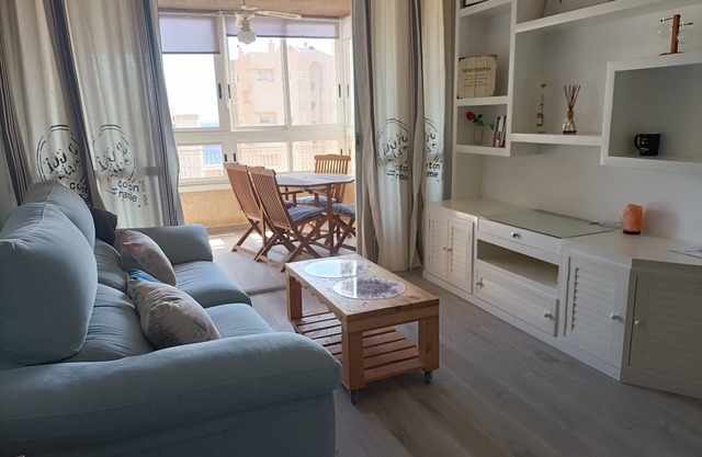 Alminares Playa, swimming pool, tennis court, garage. Spectacular views.