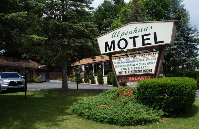Alpenhaus Motel