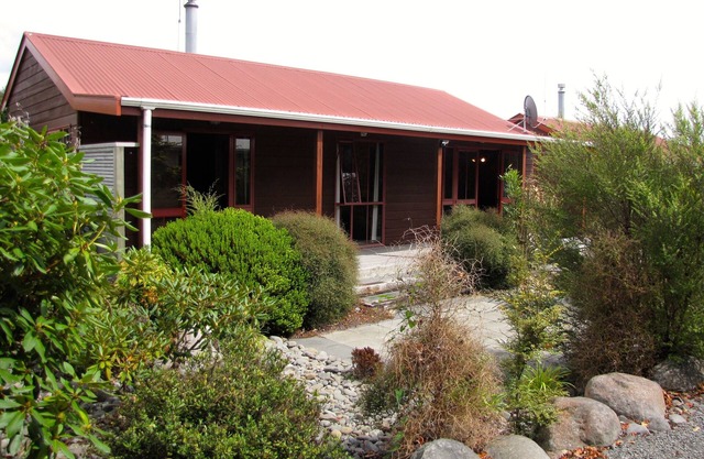 Alpine Cabin - Ohakune Holiday Home