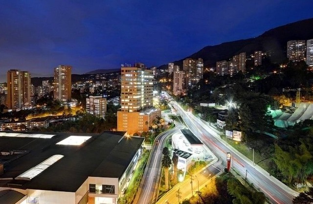 Alto Tesoro 1104 Luxurious, Great View.