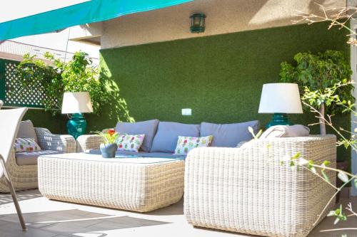 AMAIZING ROOFTOP, 70 M TERRACE,Pool,BEACH,PARKING