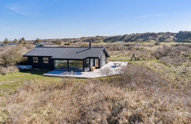 "Amalie" - 650m from the sea by Interhome