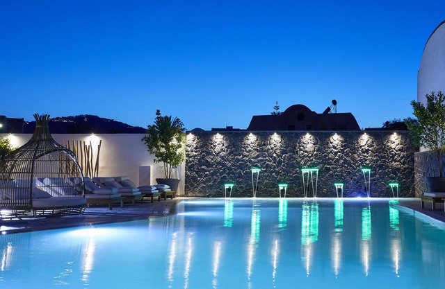 Amara Suites Santorini