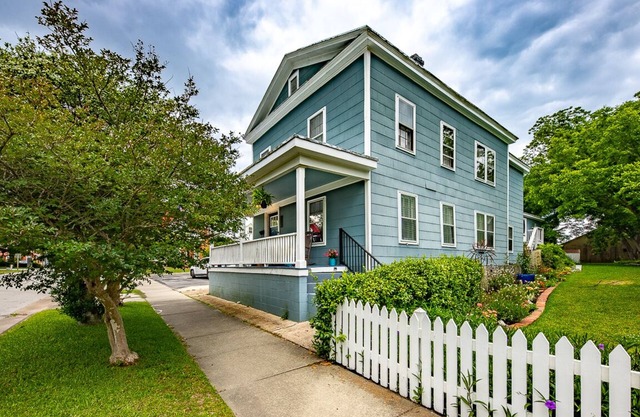 Amazing 3 BR House/Downtown New Bern/Sleeps 8