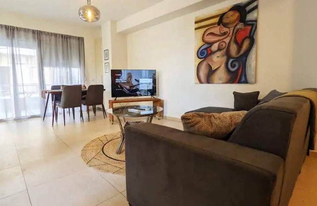 Amazing Apartment - 2 Min Walk From The Beach.