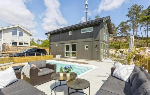 Amazing Home In Færvik With Wifi