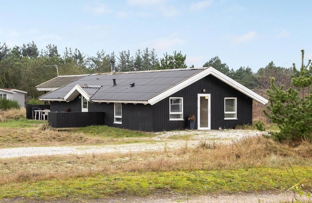Amazing home in Hvide Sande with sauna