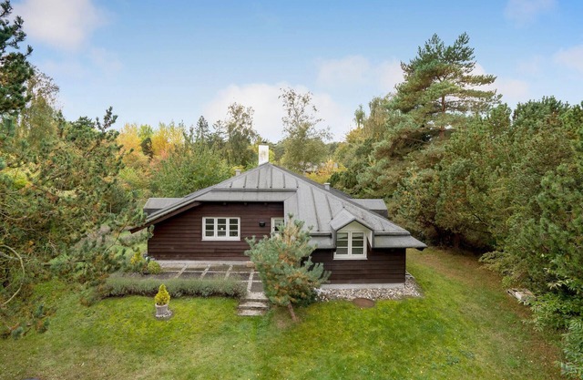Amazing home in Martofte with WiFi