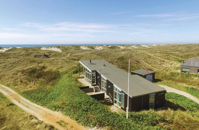 Amazing home in Ringkøbing with sauna