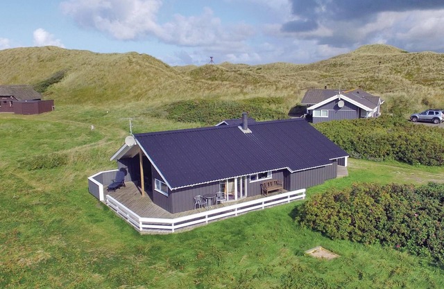 Amazing home in Ringkøbing with sauna