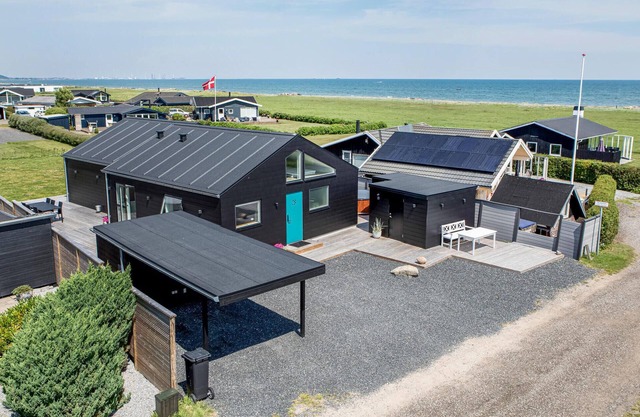 Amazing home in Sæby with sauna