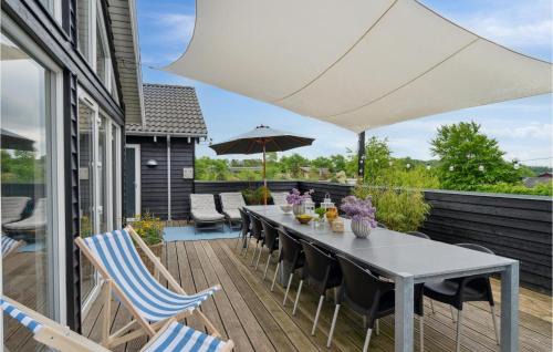 Amazing Home In Tisvildeleje With Sauna