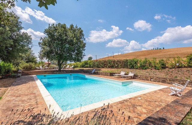 Amazing home in Monteroni d'Arbia