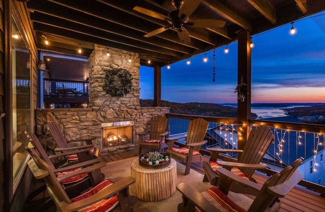 Amazing Lake Views! Luxury Private Hot Tub-Indoor Pool-Pets -SDC 1 Mile-Sleep 23 | Vintage Canoe