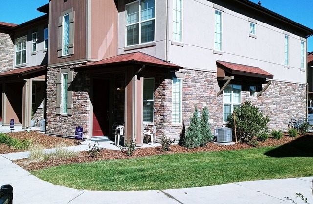 Amazing Luxury Home , cozy living, fully furnished, great for the Entire family