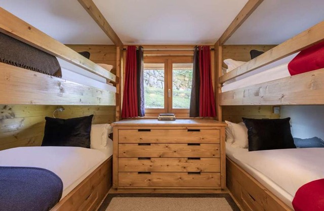 Amazing New Chalet