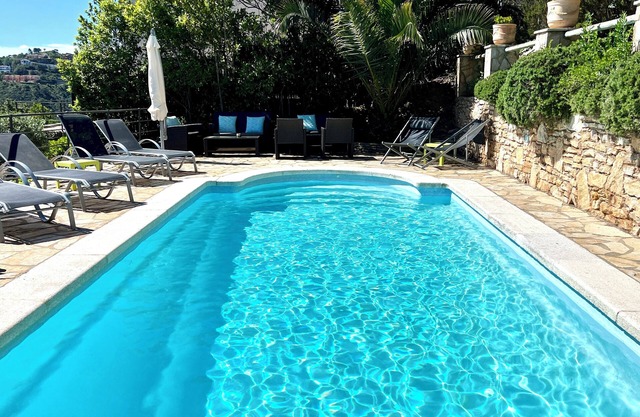 Amazing seaviews in a nice house with private pool- Begur