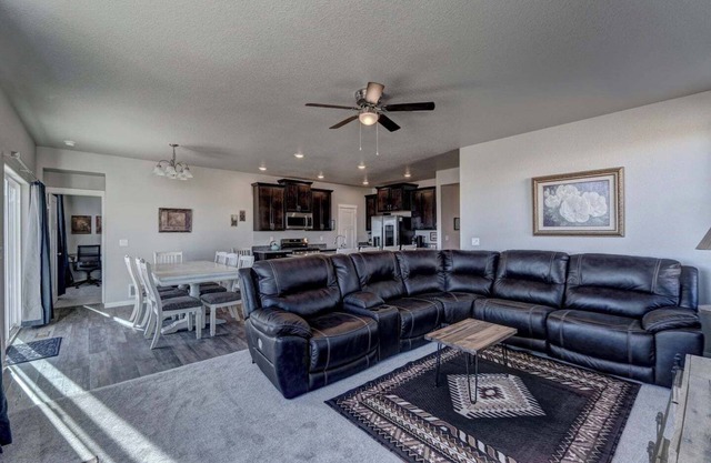 Amazing View, Executive, Family-Friendly House!