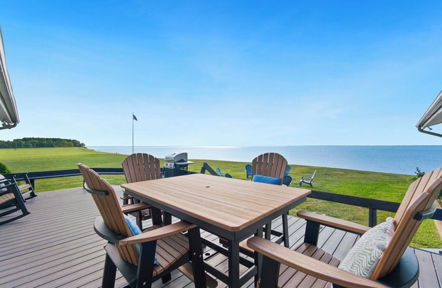 Amazing Waterfront house with expansive views of the Chesapeake Bay and Sunsets