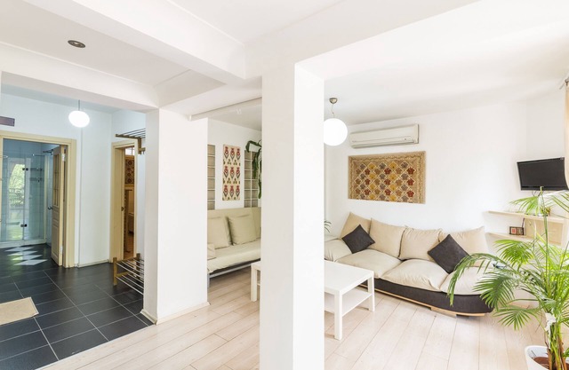 Amedros Home Deluxe-1