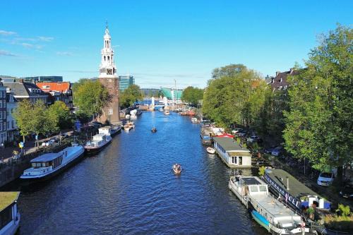 Amsterdam Center - Houseboat B&B by Captain Ricard