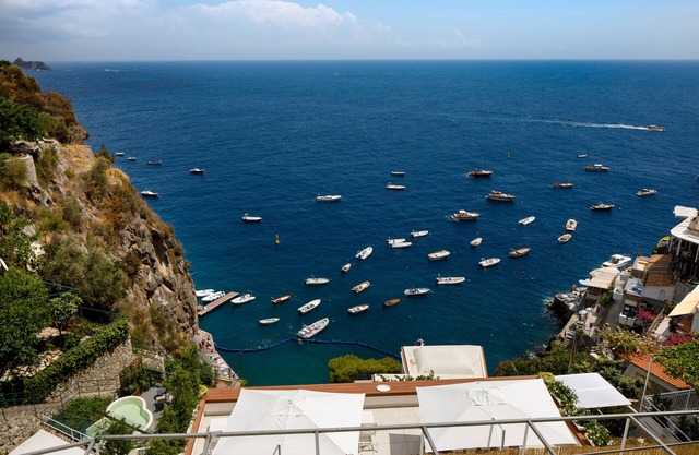 An amazing seafront villa at 100mt to the beach and restaurants