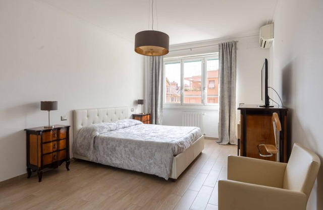 Ancient Roman Style - 7th Floor - Exclusive Apt
