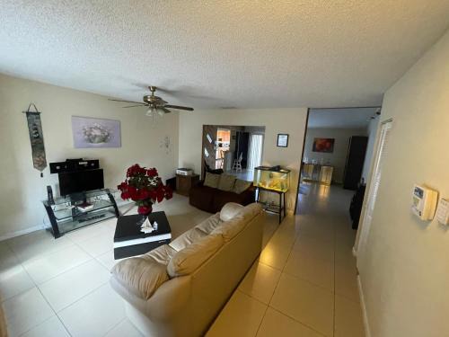 Andre’s Opulent Stay
