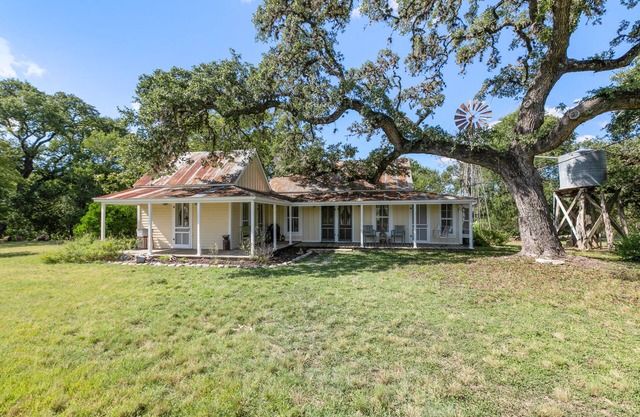 Annie's River Cottage - Guadalupe River Access