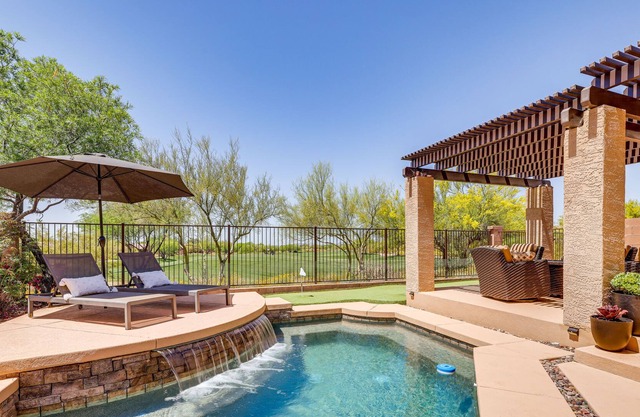 Anthem Gem w/ Pool, Putting Green & Fire Pit
