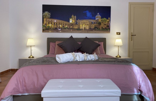Antico Cassaro holiday home in the heart of Palermo
