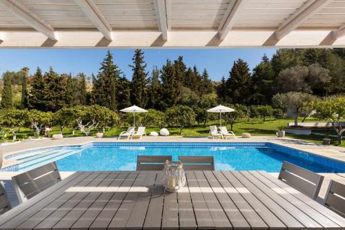 Antigone Estate