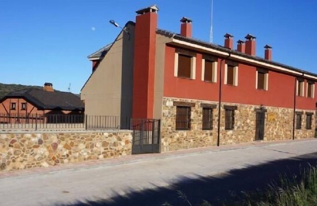 Apar. THE ERAS SIRRA DE AYLLON F (4 PEOPLE)