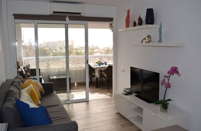 Apartment with sea view