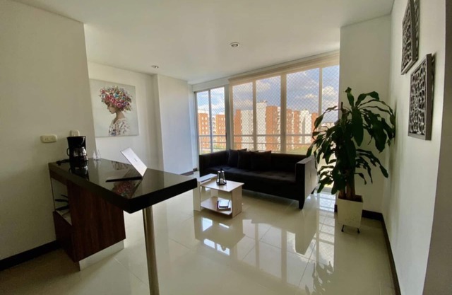Apartamento Cómodo y Estratégico Cerca de Valle del Lili y Jardín Plaza
