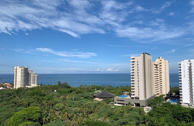 Apartamento con Vista al Mar- Sector Bello Horizonte a 200 Metros de la Playa!