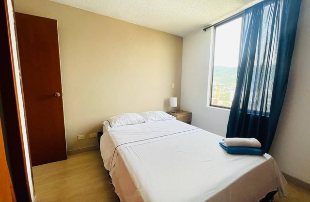 Apartamento Norte de Cali Piscina Hermosa Vista Home Office Piso 14
