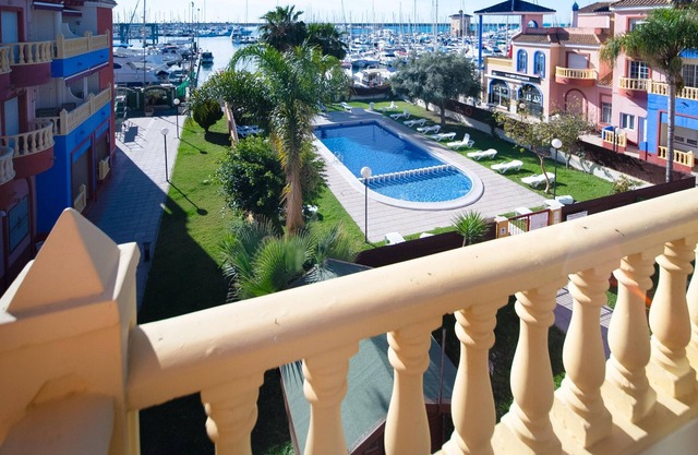 Apartamentos Marina Internacional