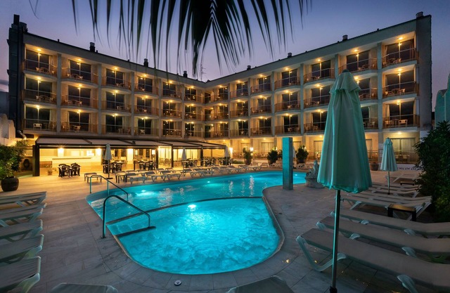 Aparthotel Miami Park