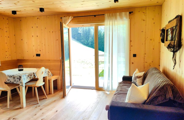 Apartment 'Jaufenspitz' with Mountain View, Shared Garden and Balcony