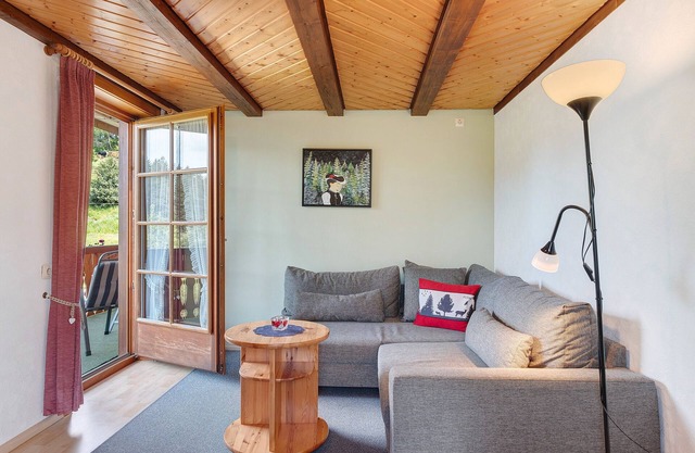 Apartment '3 Seeblick' with Shared Pool, Shared Garden and Wi-Fi