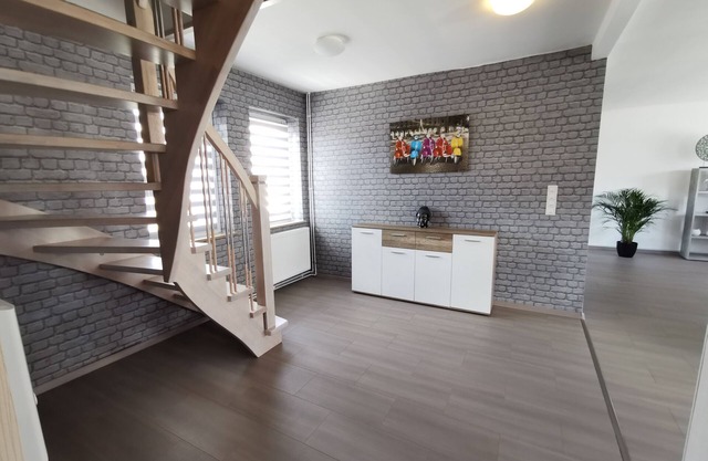 Apartment 130sqm Wi-Fi parking incl