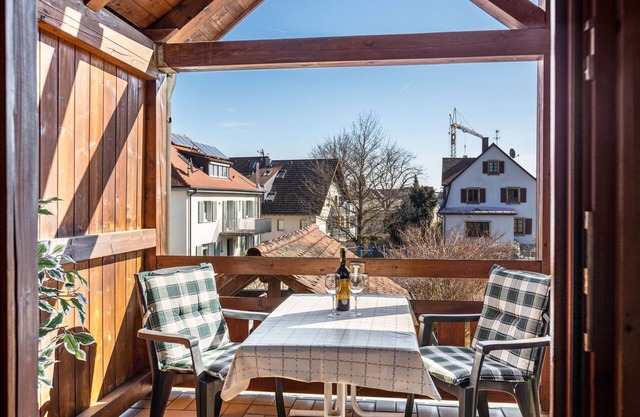 Apartment '2' with Shared Garden, Balcony and Wi-Fi