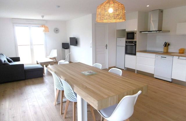 Apartment 3 rooms 4 people Stunning ocean view