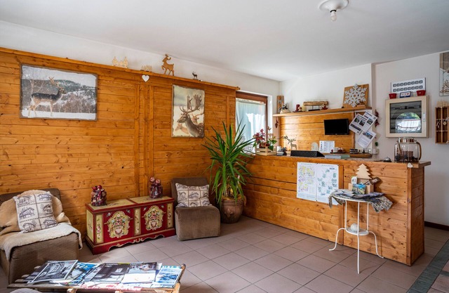 Apartment "Aparthotel Strembo Pedrotti" with Mountain View & Shared Garden