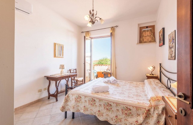 Apartment 'Appartamento Magnolia' with Shared Pool, Shared Garden and Wi-Fi