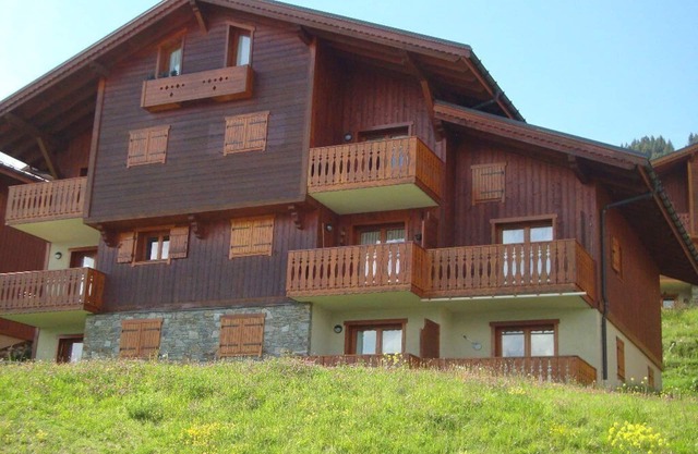 APARTMENT AT THE FOOT OF THE SLOPES