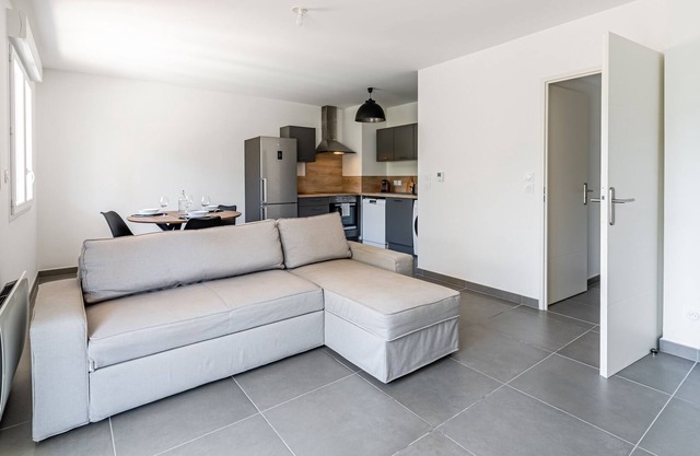 Apartment at the foot of the creeks in Marseille